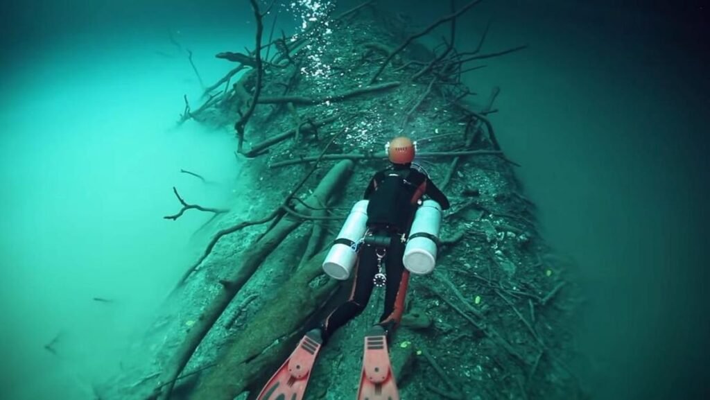 Misteri Laut